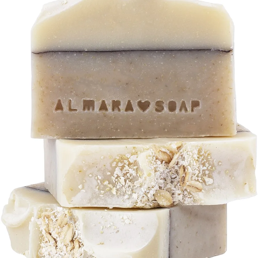 Almara Soap Natural Oatmeal Cake käsintehty saippua herkälle iholle 90 g