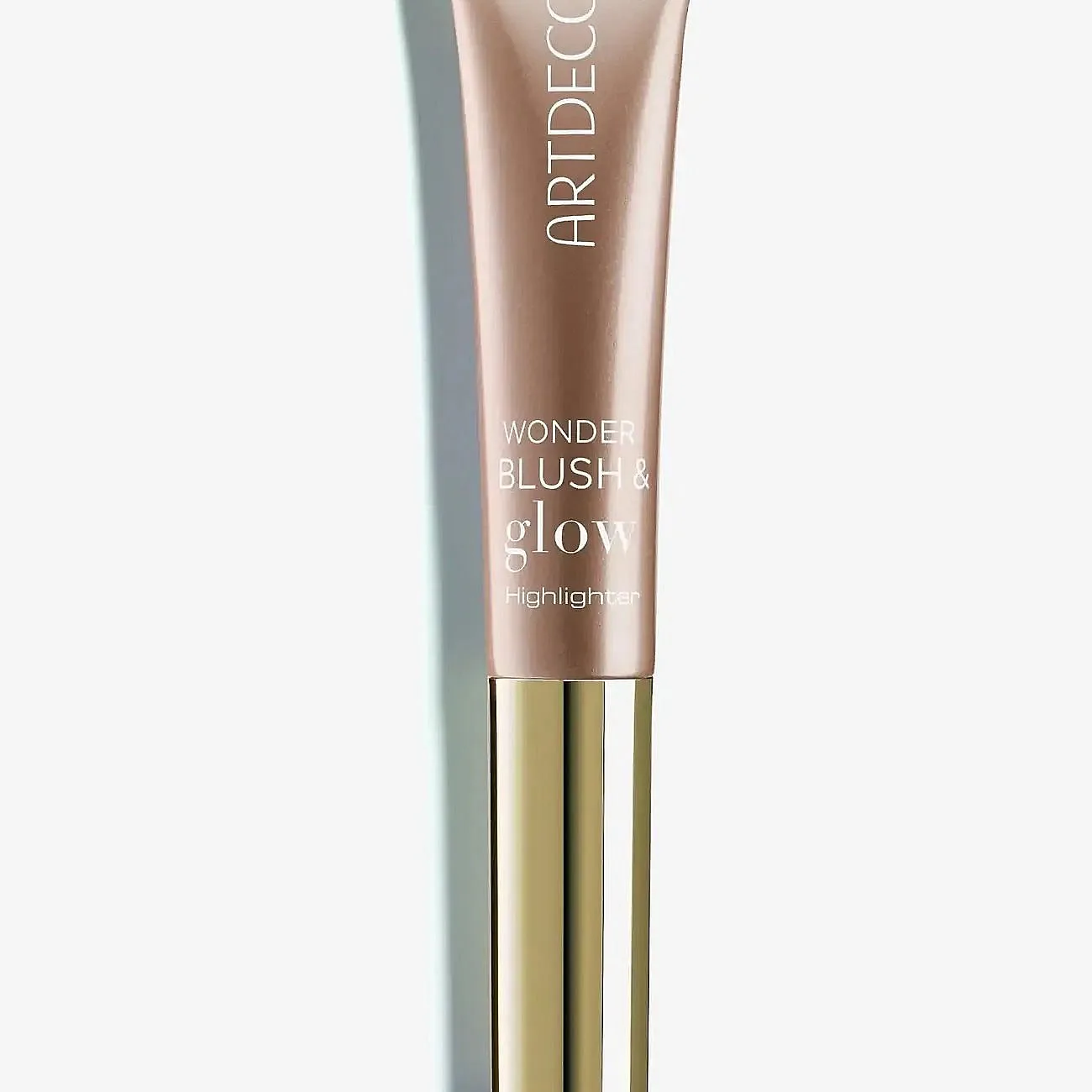 Artdeco Cushion Blush Glow in a tube