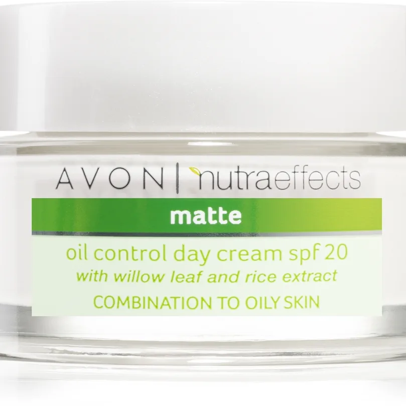 Avon Nutra Effects Matte mattapinnan antava päivävoide SPF 20 50 ml
