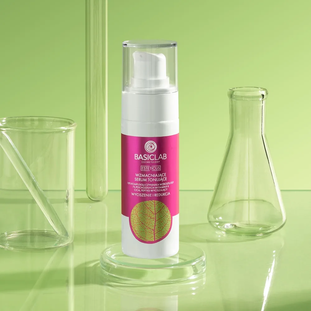 BasicLab Cosmetology Esteticus tonande serum motverkar rodnader 15% Growth Factor Complex EGF 30 ml