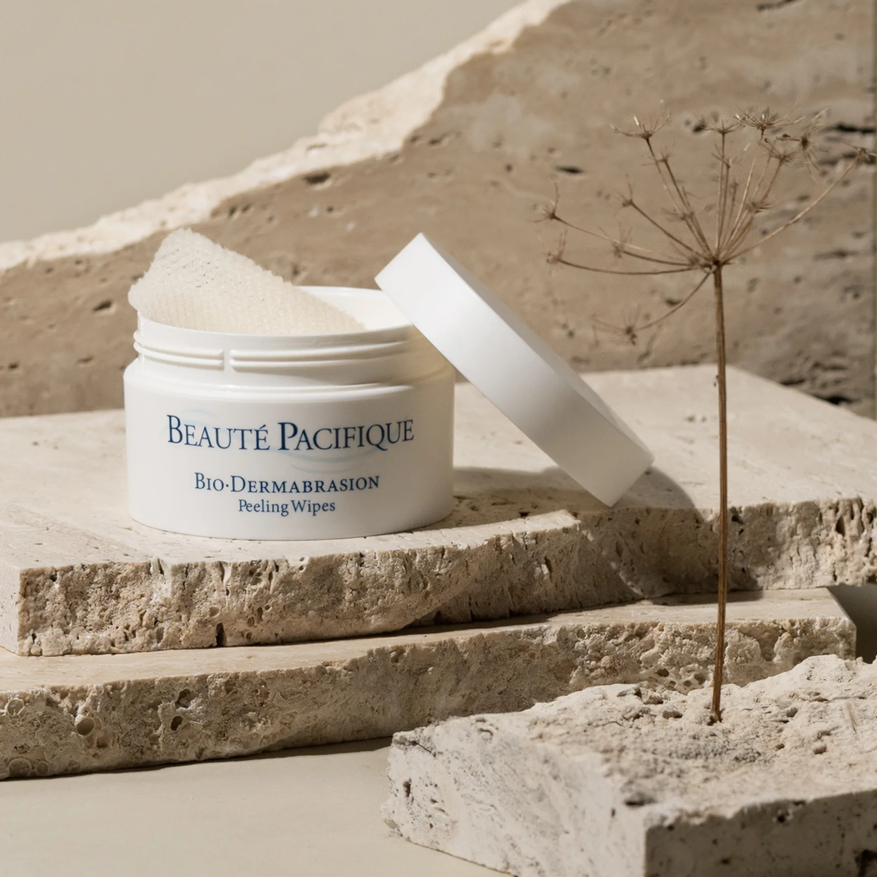 Beauté Pacifique Bio Dermabrasion Peeling Wipes