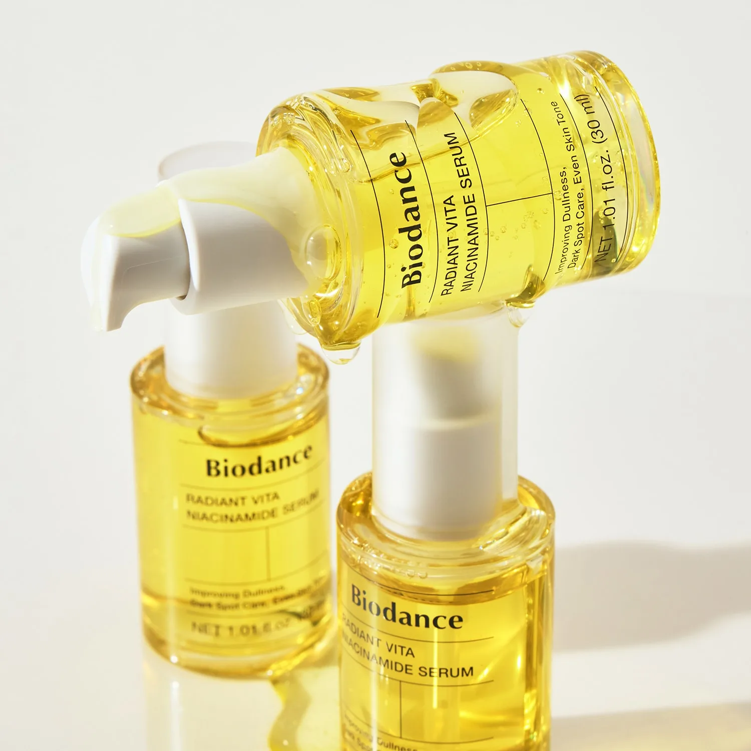 Biodance Radiant Vita Niacinamide Serum Uppljusande serum med återfuktande effekt 30 ml