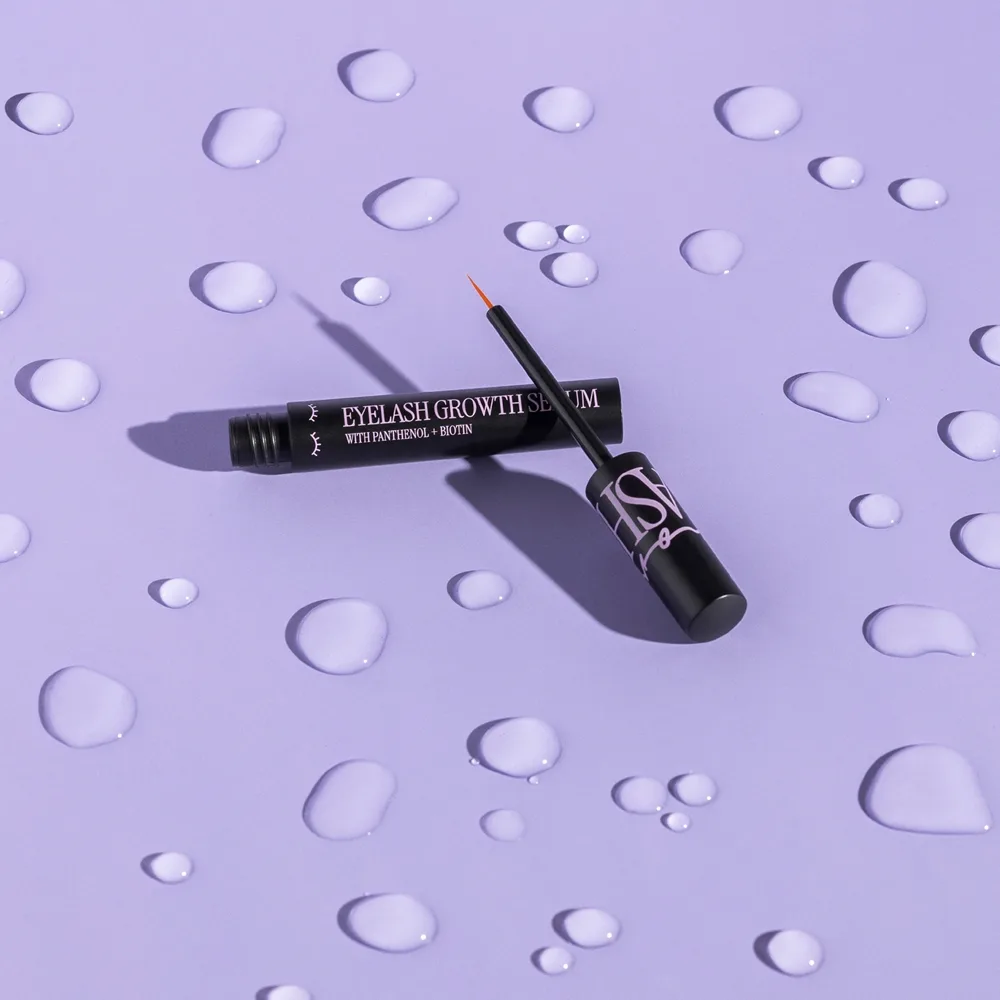 breakout + aid Eyelash Growth Serum Förnyande serum för tillväxt av fransar Med pantenol 3 ml
