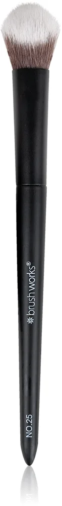 Brushworks Back Comb Brush Concealer-børste type NO. 25 1 stk.