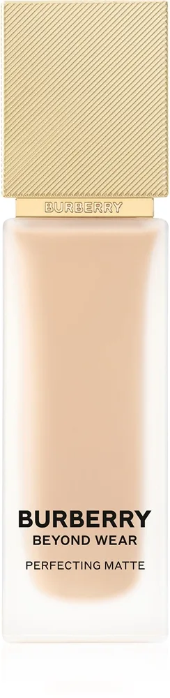 Burberry Beyond Wear Perfecting Matte Foundation mattapinnan antava nestemäinen meikkivoide sävy Light Neutral 030 30 ml