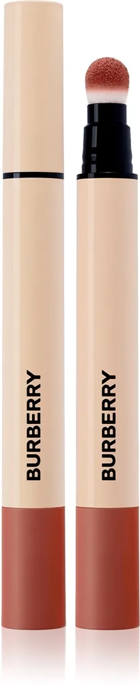 Burberry Brit Matte Veil kosteuttava nestemäinen mattahuulipuna sävy Red Brick 656 3 ml