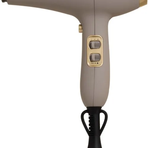 Camilla Pihl Cosmetics That IR Hair Dryer