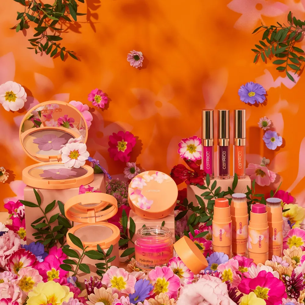 Catrice SEEKING FLOWERS Fuktgivande läppstift Skugga C01 So Apricot! 2.5 ml