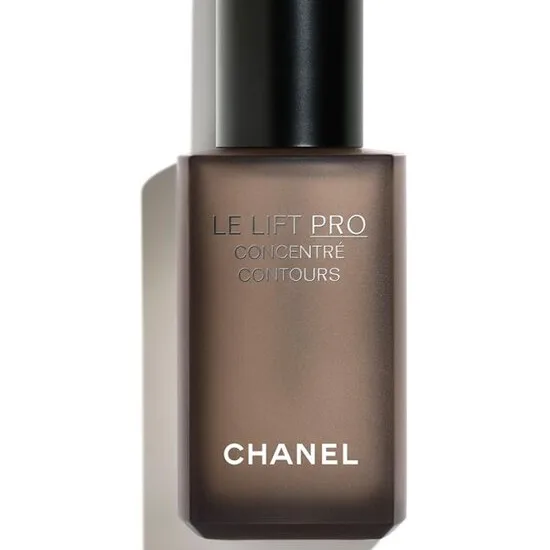 LE LIFT SERUM CORRECTS - REDEFINES - TIGHTENS