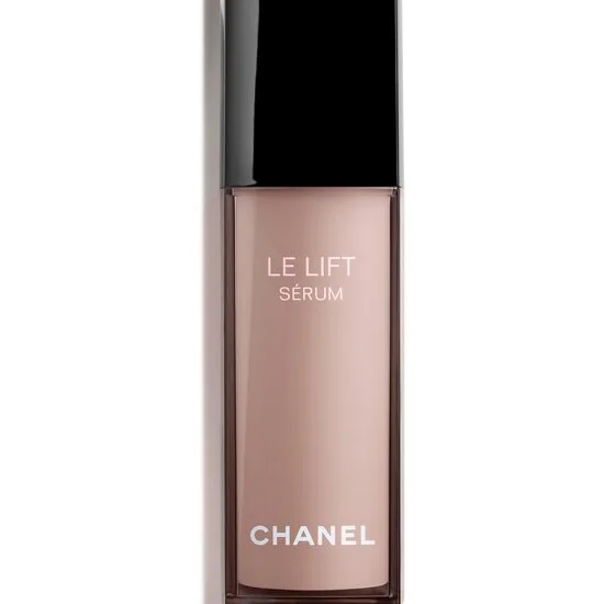 Le lift serum smooths firms fortifies