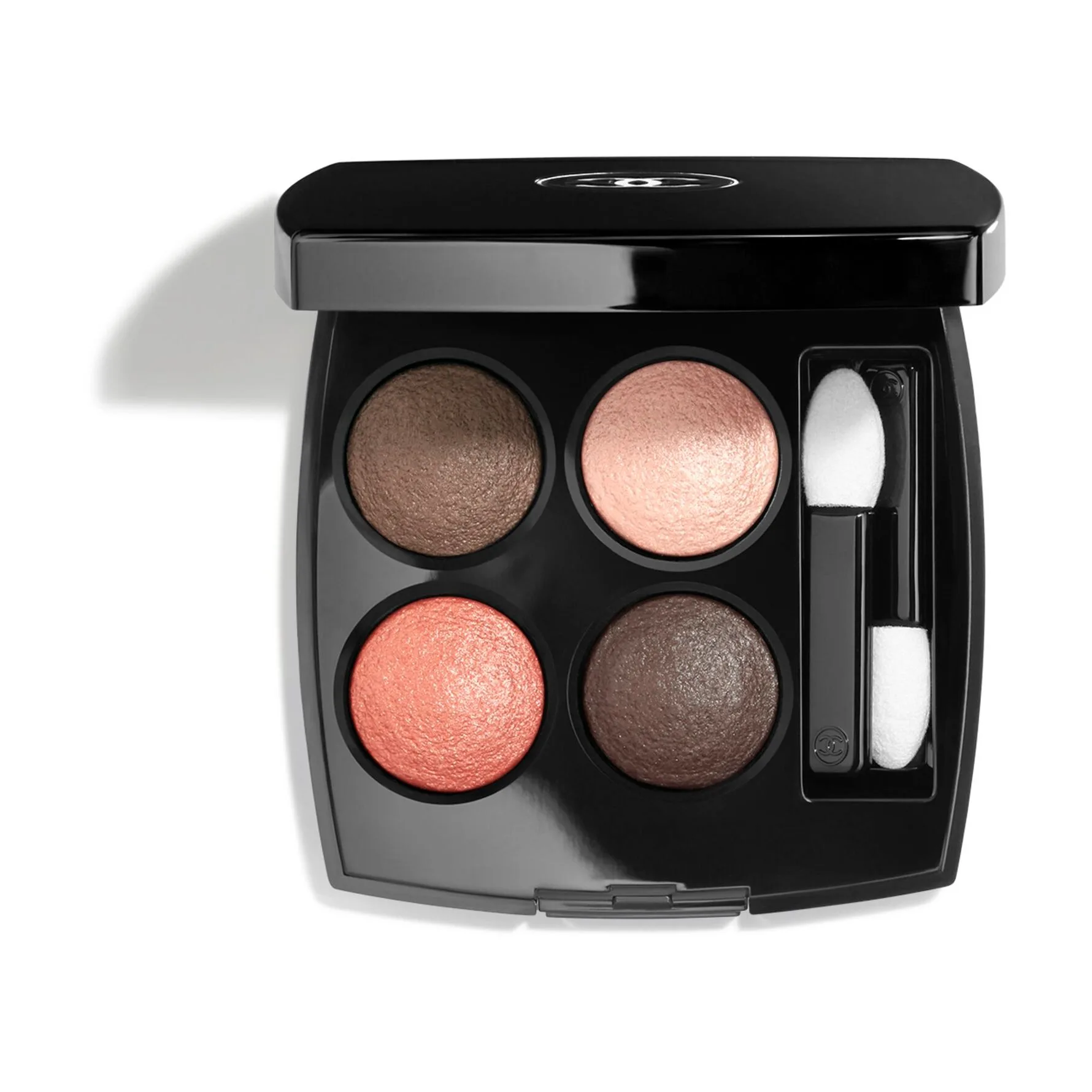 LES 4 OMBRES MULTI-EFFECT QUADRA EYESHADOW