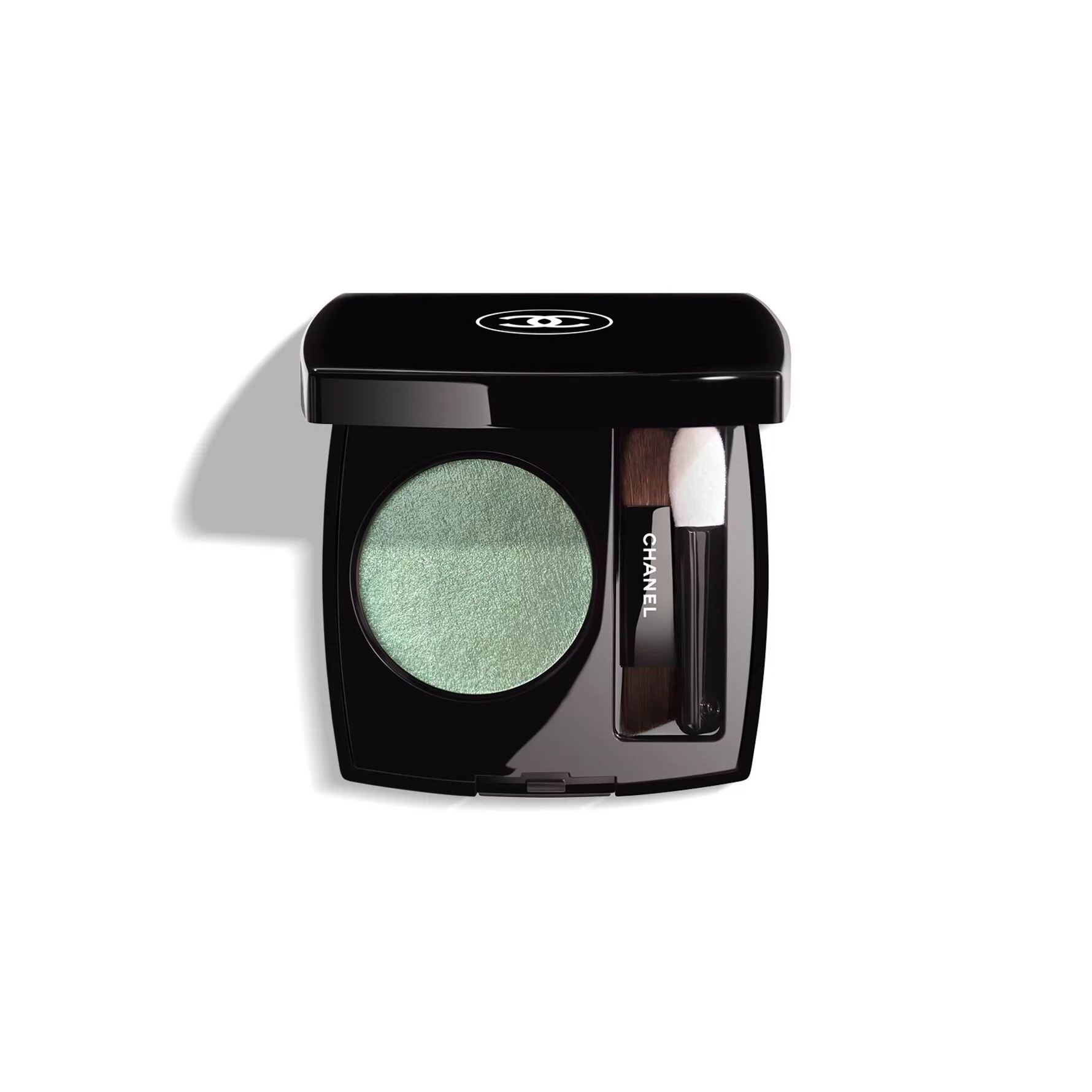 OMBRE ESSENTIELLE Multi-Use Longwearing Eyeshadow