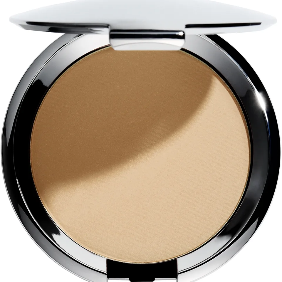 Chantecaille Compact Makeup Kompakt puder-foundation med matterande effekt Bamboo 10 g
