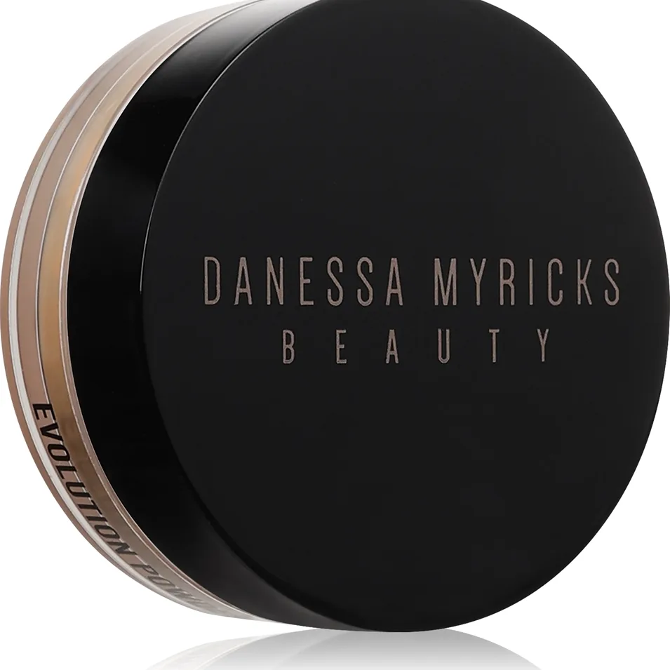 Danessa Myricks Beauty Evolution Powder #2.5
