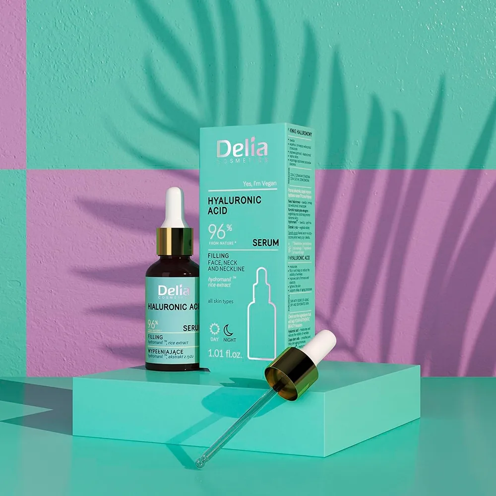 Delia Cosmetics Hyaluronic Acid Udfyldningsserum til ansigt, hals og bryst 30 ml