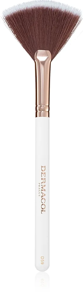 Dermacol Accessories Master Brush by PetraLovelyHair Highlighter børste D59 Rose Gold 1 stk.