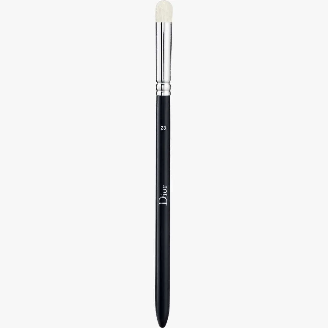 Backstage Large Eyeshadow Blending Brush N° 23