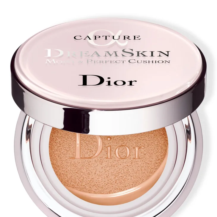 Capture Dreamskin Moist & Perfect Cushion 10