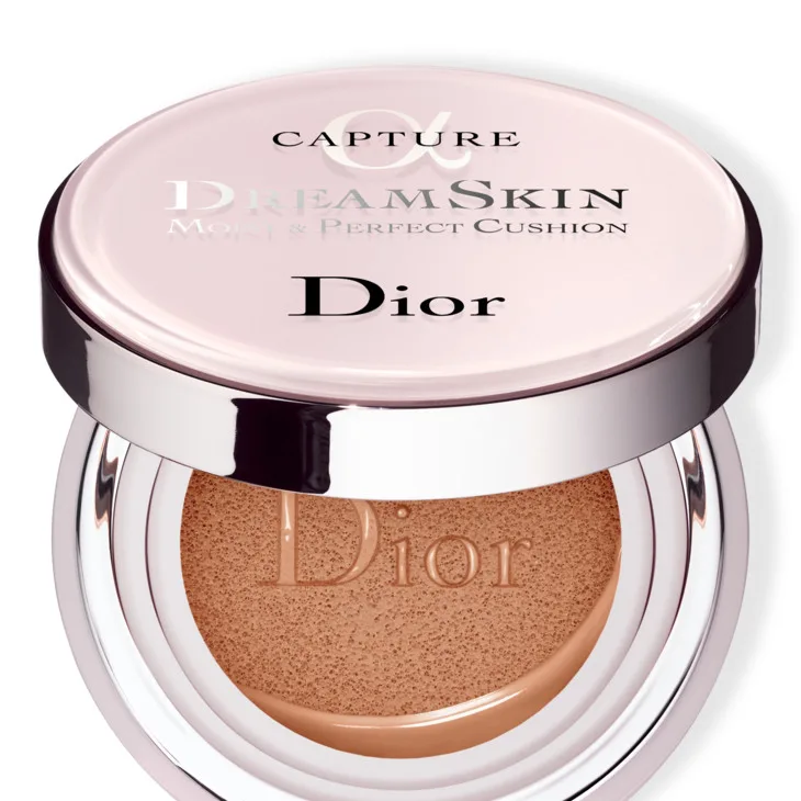 Capture Dreamskin Moist & Perfect Cushion 30