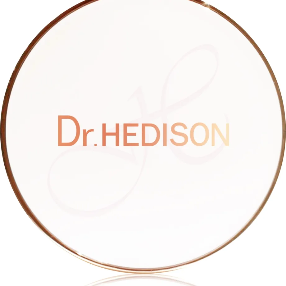 Dr. HEDISON Miracle Cushion Kompakt foundation + En refill Skugga Miracle Cushion 2x15 g