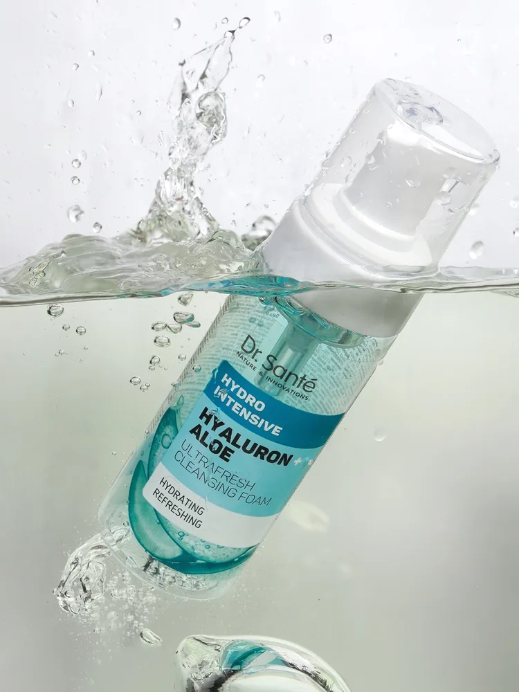 Dr. Santé Hydro Intensive Hyaluron + Aloe Återfuktande reningsskum för alla hudtyper 150 ml