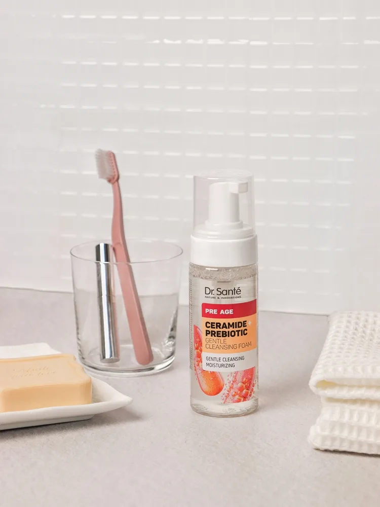 Dr. Santé Pre Age Ceramide + Prebiotic Rengöringsskum för mogen hud 150 ml