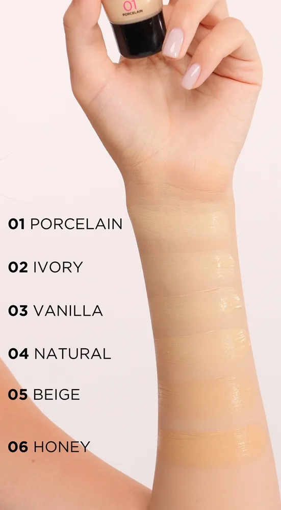 Eveline Cosmetics Selfie Time meikkivoide ja peitevoide 2in1 sävy 01 Porcelain 30 ml