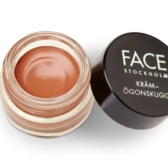 Face Stockholm Line Krämögonskugga Cashmere
