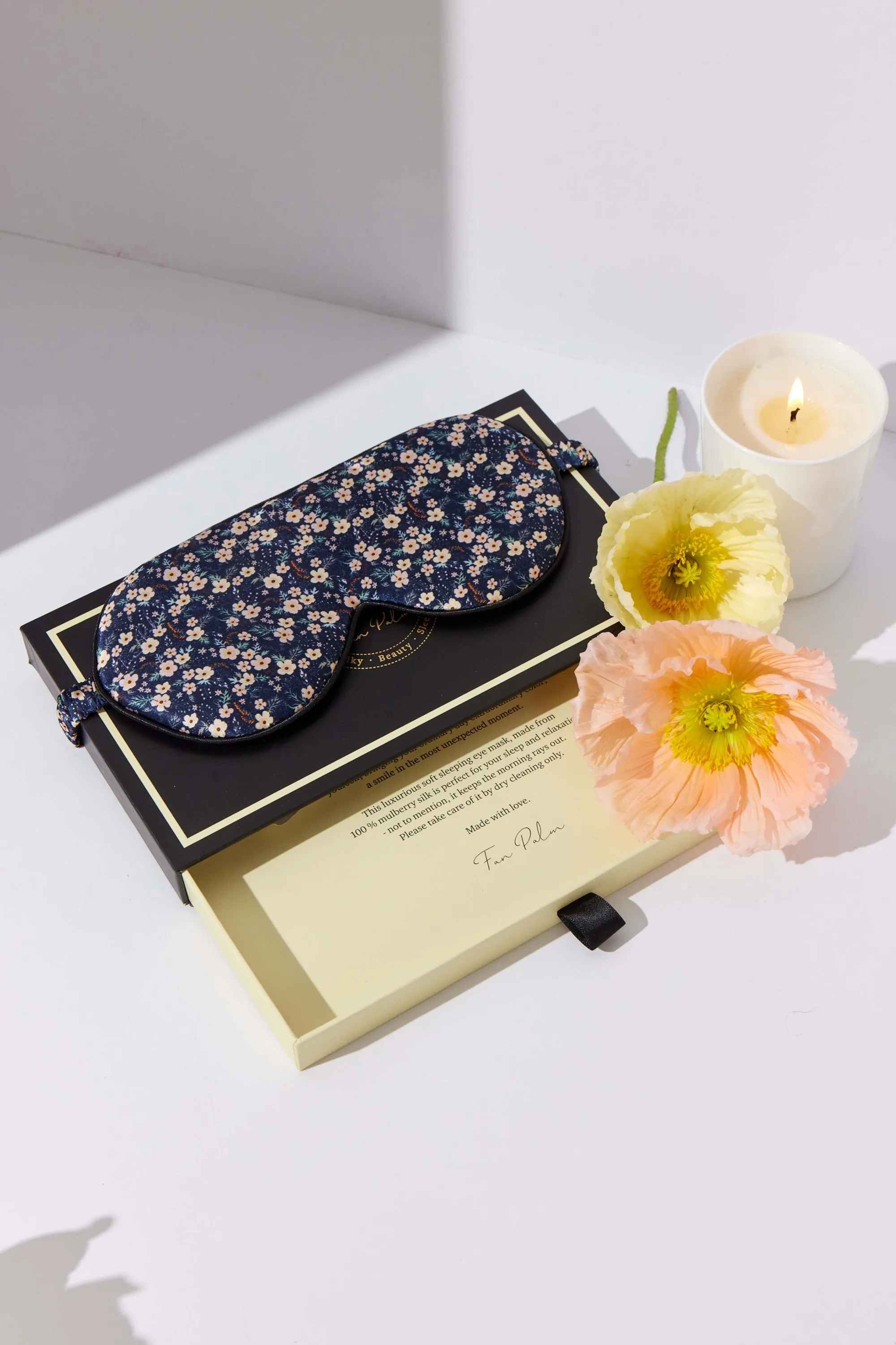 Fan Palm Eye Mask Night Blossom 100% mulberry silk