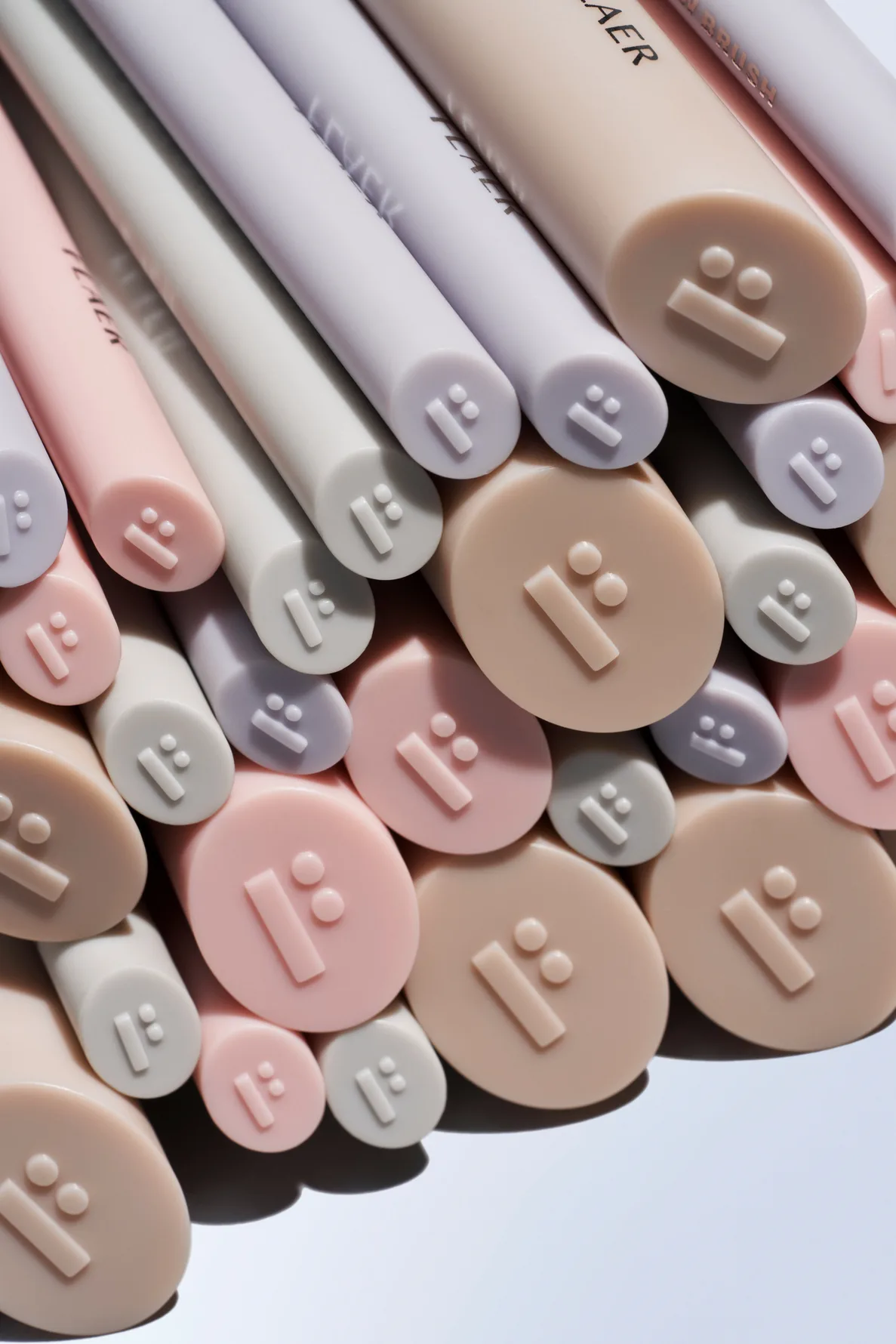 107 Flat Foundation Brush