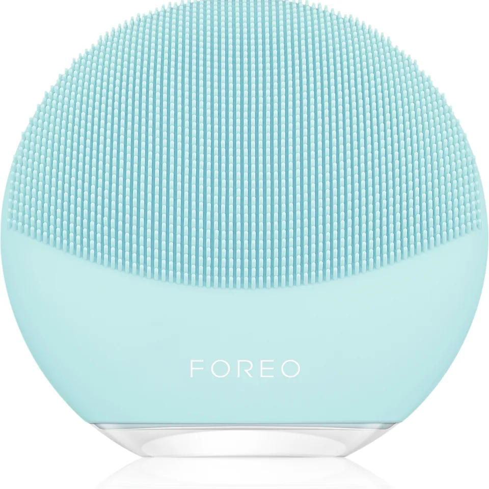 FOREO LUNA™ 3 Mini Sonisk hudrengörande borste Mint 1 st.