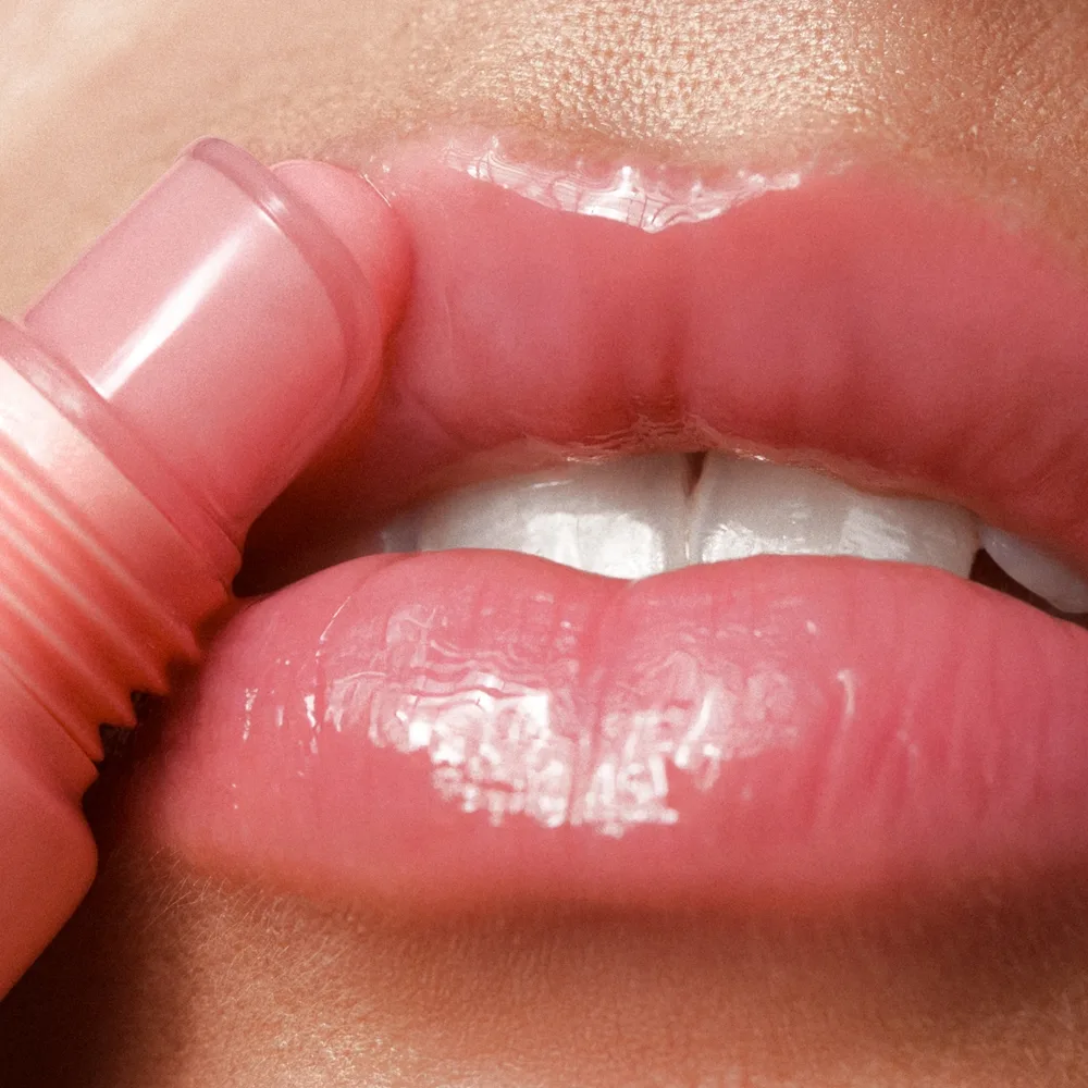 Gabriella Salvete Glosstitude Peptide Lip Gloss Återfuktande läppglans Skugga 03 Just Peachy 10 ml
