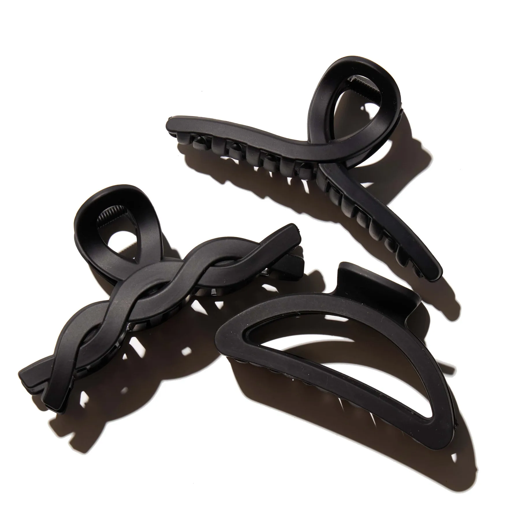 Medium Elegant Claw Hair Clips 3 Pack Black