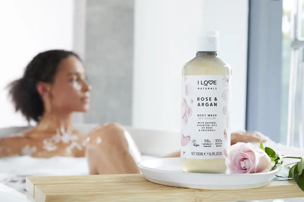 I Love Naturals Rose & Argan Läcker dusch-gel Med doft av rosor 500 ml