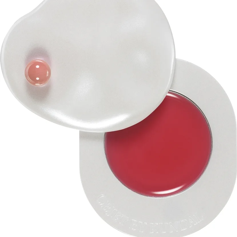 KUNDAL Objet Dew Drop Lip Glaze Balm sävyttävä huulibalsami kosteuttava vaikutus sävy Peach Apricot 2 g
