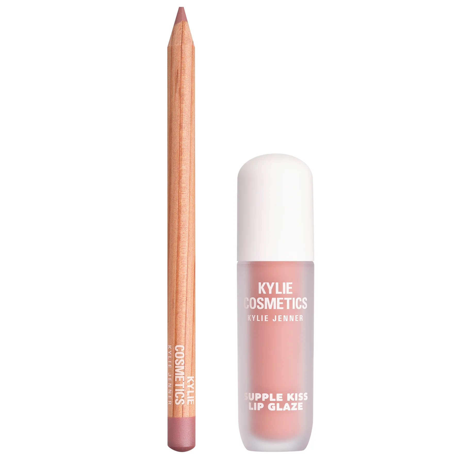 Glossy Lip Kit Comes Naturally