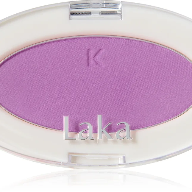 Laka Love Silk Blush Puderborste För ett friskt utseende Skugga 702 Fantasy 5.7 g