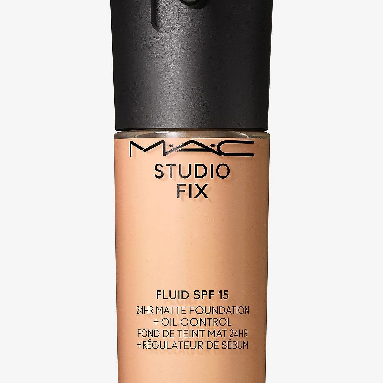 MAC Cosmetics Studio Fix Fluid SPF 15 24HR Matte Foundation + Oil Control Mattifierande foundation SPF 15 Skugga N6.5 30 ml