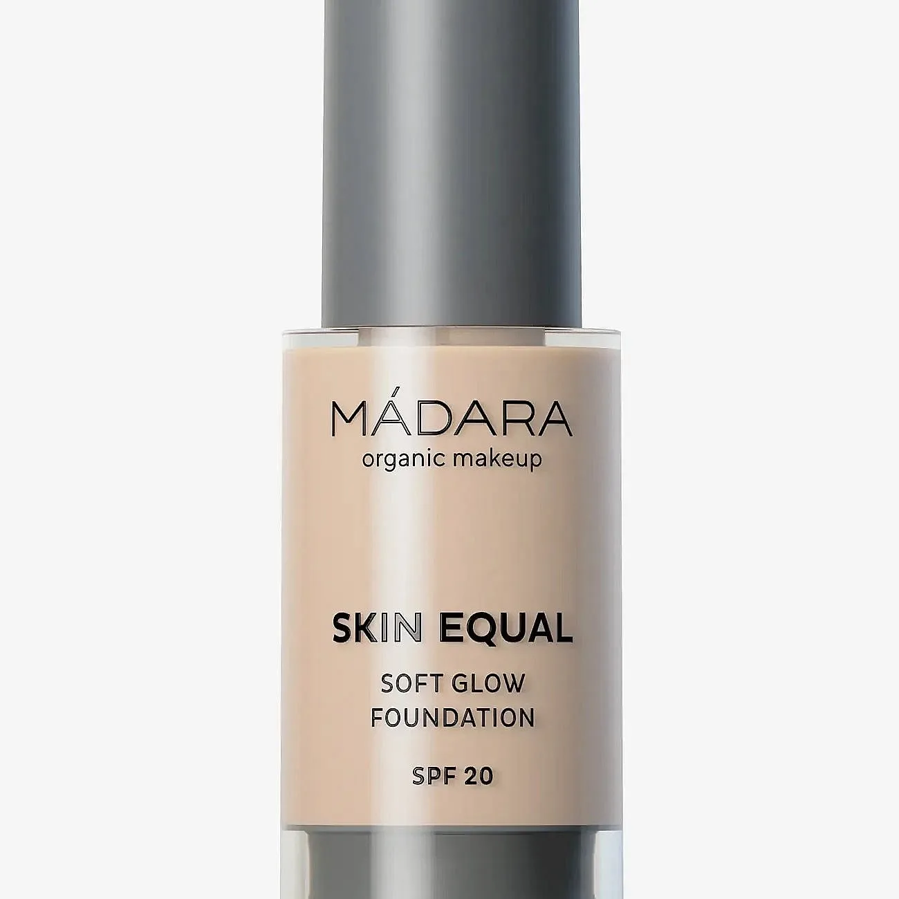 MADARA Skin Equal Flytande foundation