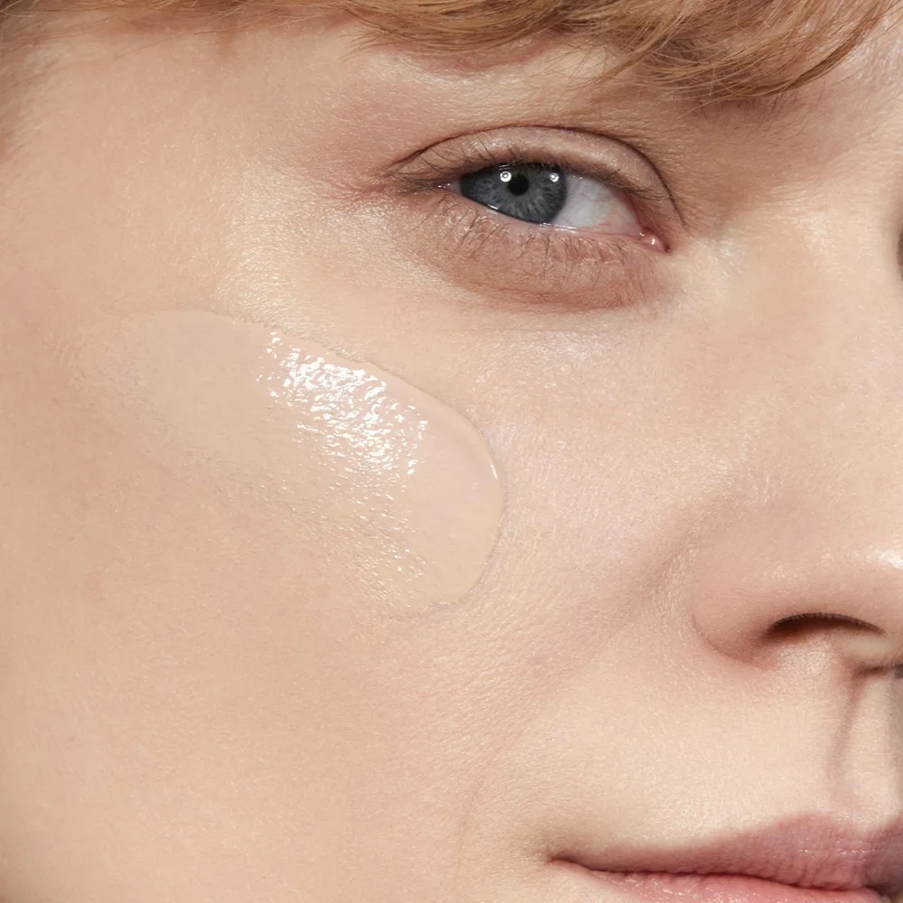 MADARA SKINONYM Semi-Matte Peptide Foundation Flytande foundation