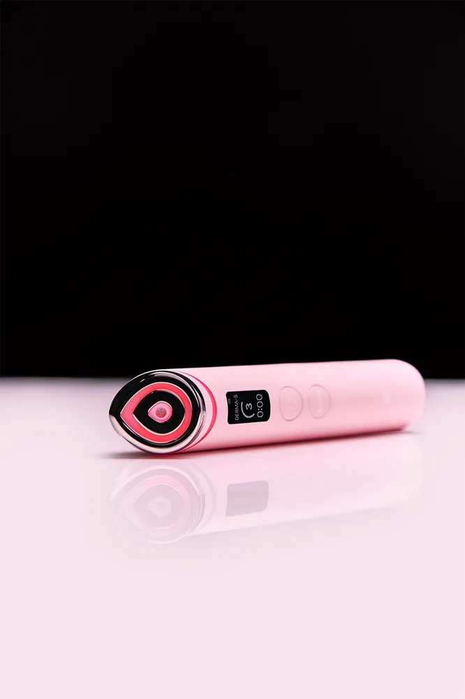 medicube Age-R Booster Pro monikäyttöinen laite elvyttää ja ravitsee ihoa väri Pink 155 g
