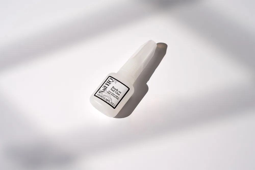 Nail HQ Brush on Nail Glue kynsiliima 10 ml