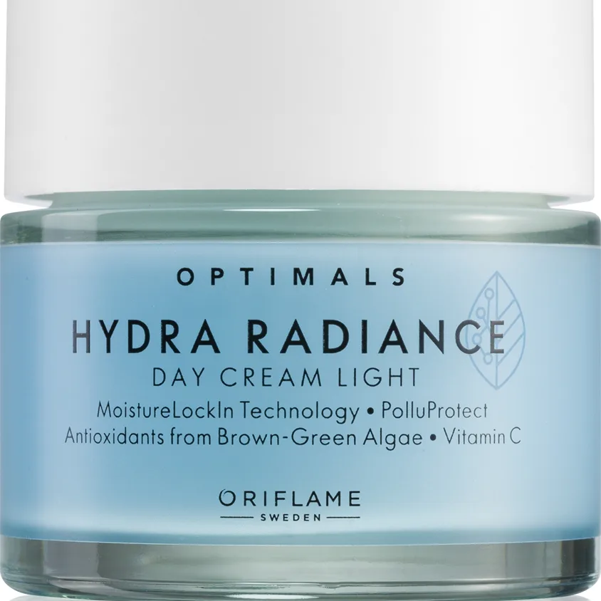 Oriflame Optimals Hydra Radiance Lätt dagkräm med återfuktande effekt 50 ml