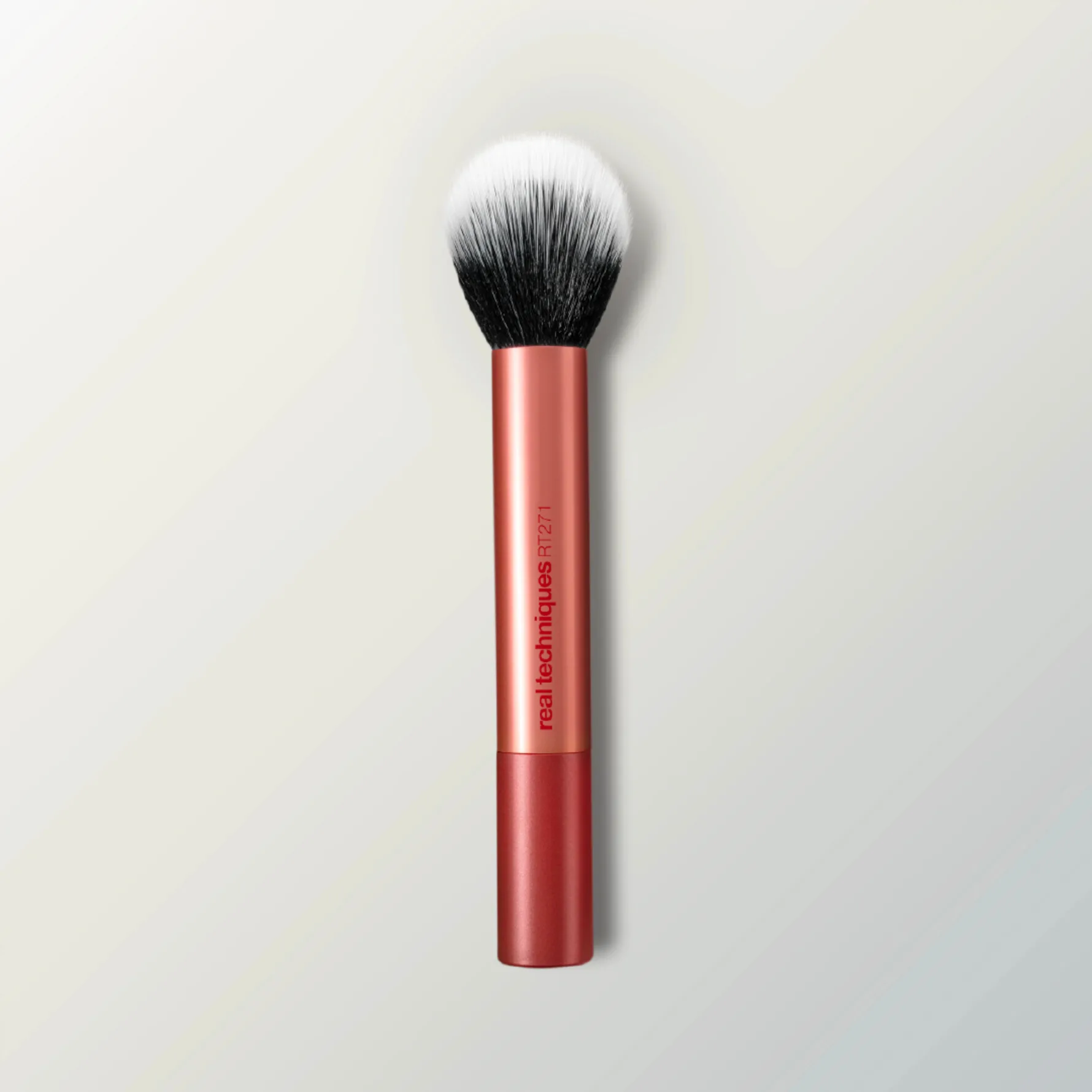 Real Techniques Skin Tint Base Brush