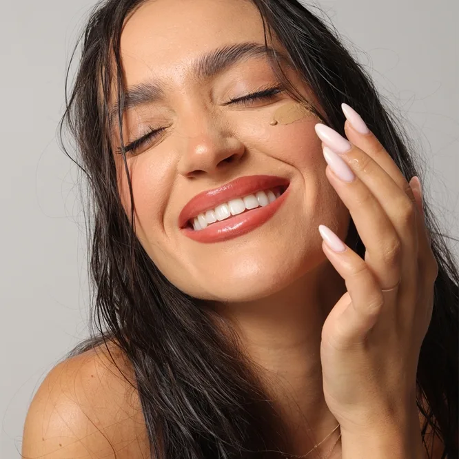 Revuele Sunprotect Tinted Face Cream Tonad beskyddande kräm SPF 50+ Skugga Golden Tint 50 ml