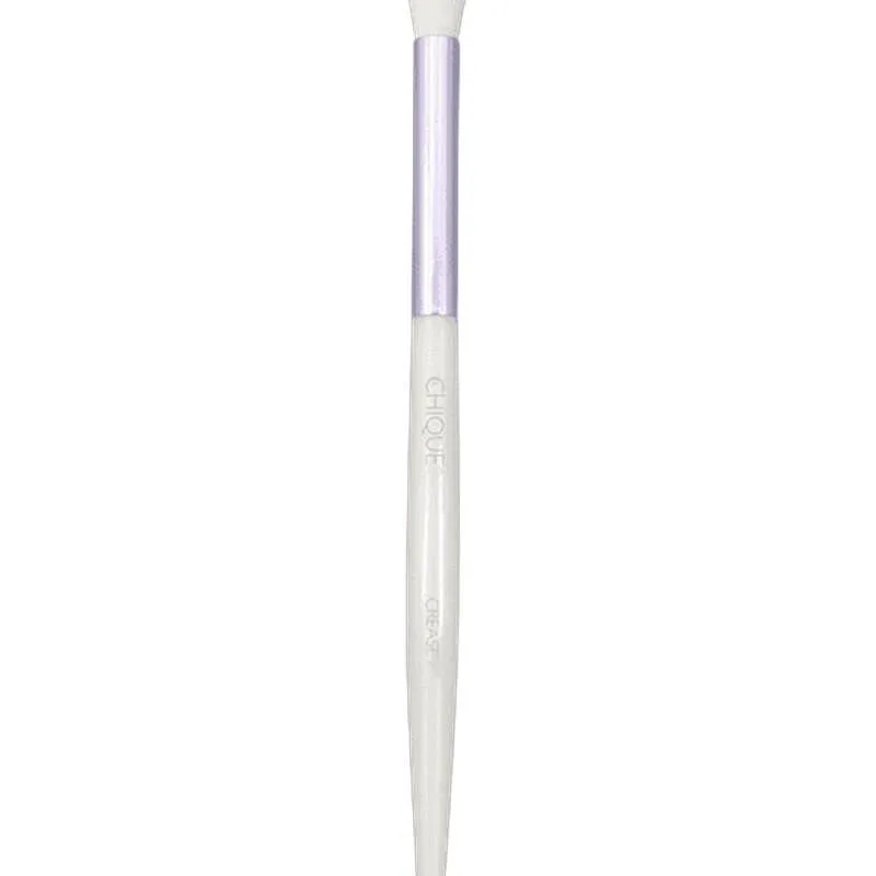 Royal & Langnickel Chique Studio Crease Brush