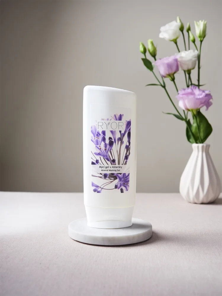 RYOR Cleansing And Tonization Mineralrik tvättgel 200 ml