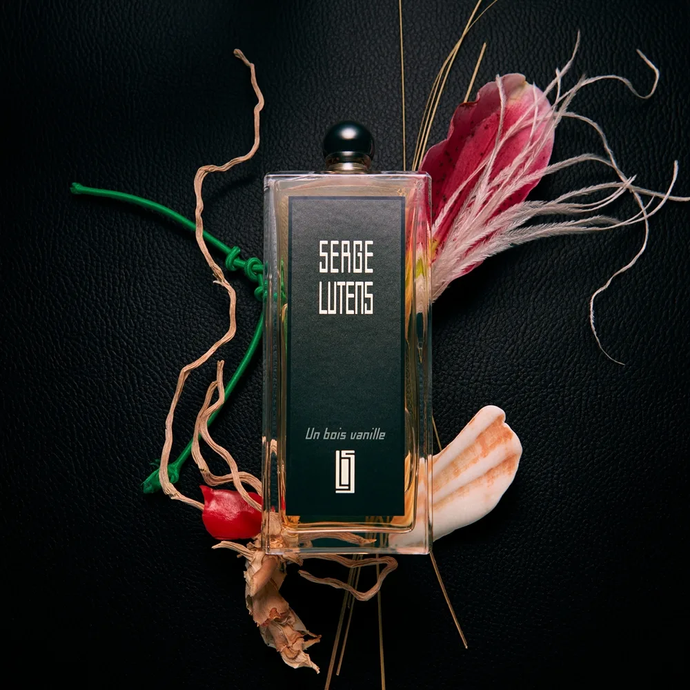 Serge Lutens Collection Noire Un Bois Vanille Eau de Parfum Unisex 100 ml