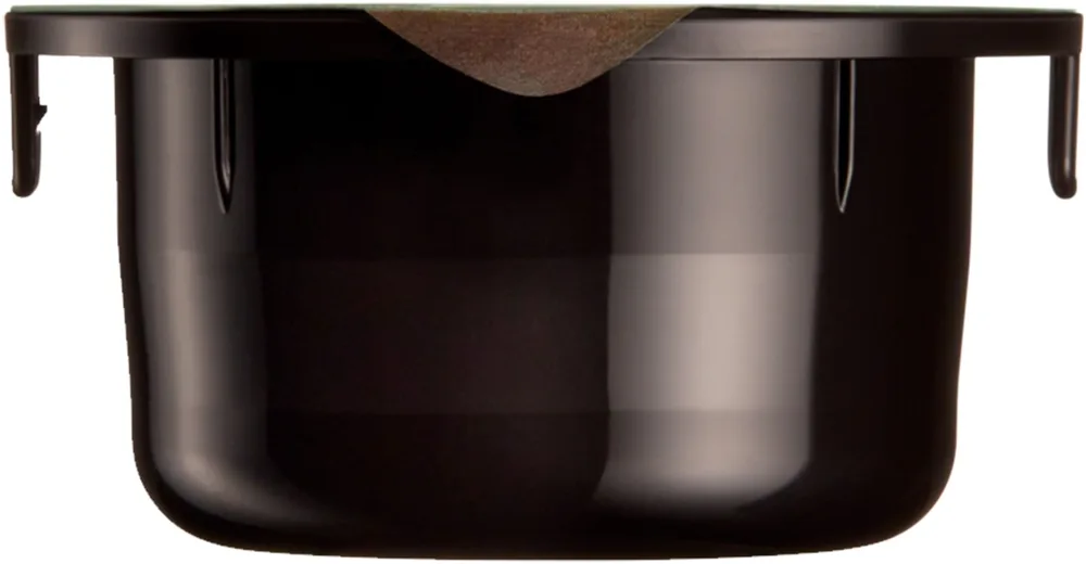 Shiseido Future Solution LX New Eye and Lip Contour Regenerating Cream nuorentava voide silmän- ja huultenympärysiholle 17 ml