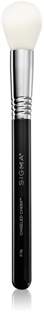 Sigma Beauty Face F76 Chiseled Cheek™ keskikokoinen sivellin nestemäisten, voidemaisten ja puuterimaisten tuotteiden levittämiseen 1 kpl